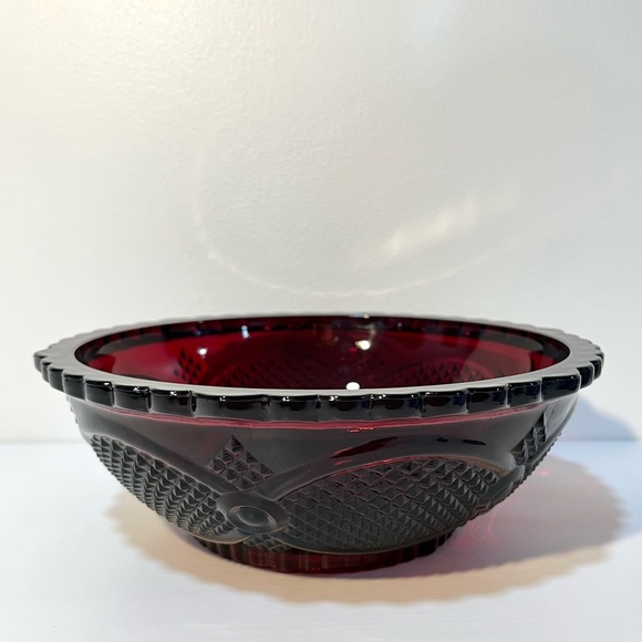 Vintage Avon Centennial Edition Cape Cod Ruby Red Bowl - Picture 1 of 8